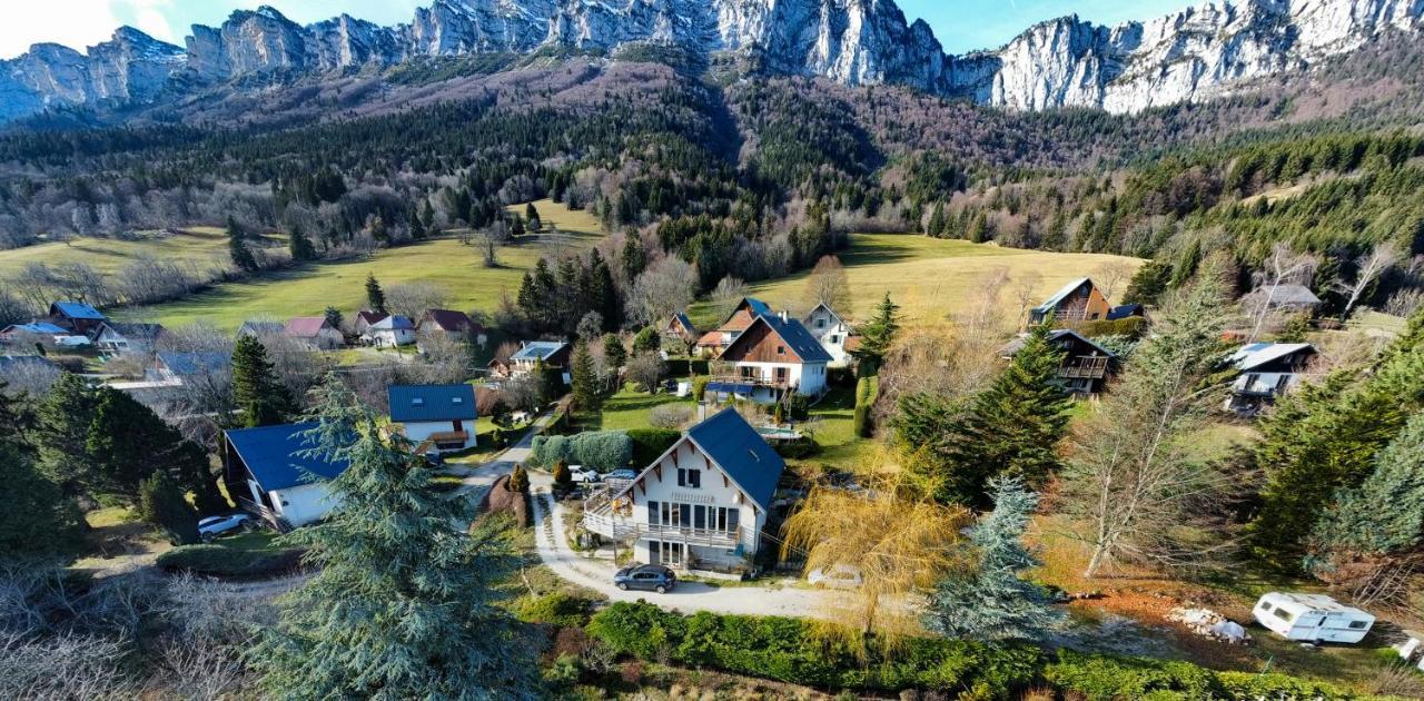 Appartement De Plain-Pied En Montagne Avec Vue Merveilleuse Sur Le Massif De Belledonne Saint Bernard du Touvet Exterior foto